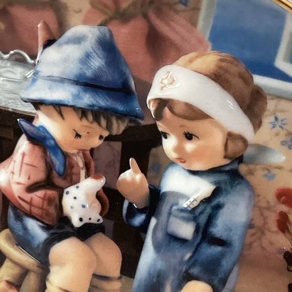 1989 Vintage Danbury Mint MJ Hummel Tender Loving Care Collectible Ceramic Plate - Picture 2 of 4